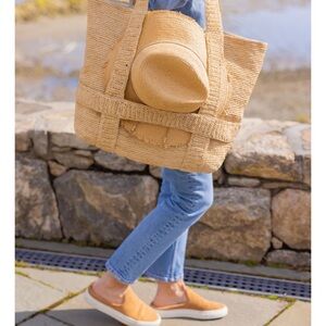 Hat Attack Original Straw Traveler Bag